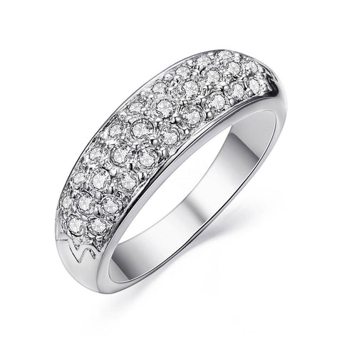 Women's Simple Fashion Pave Spot Drill Ring